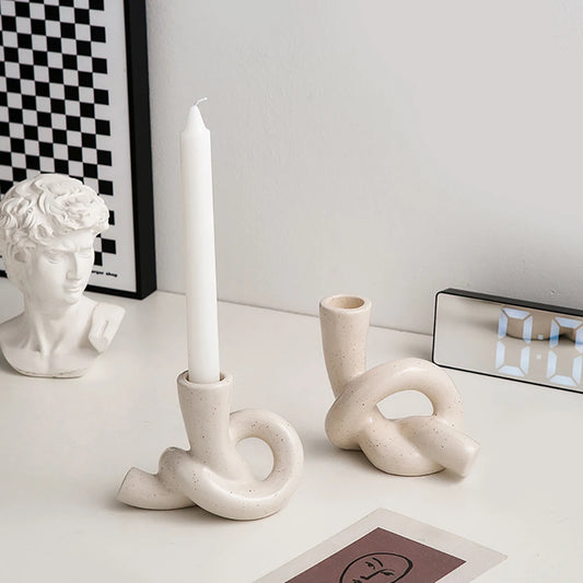 Aesthetic Knot Shape Candlestick Nordic