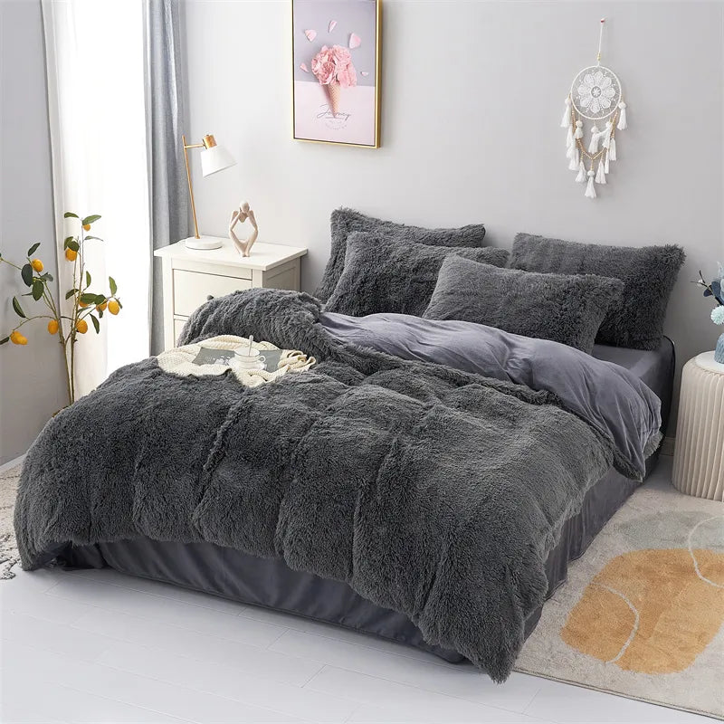 3 Piece Thick Deluxe Plush Duvet Cover and Pillowcase - Your Homes Décor and More