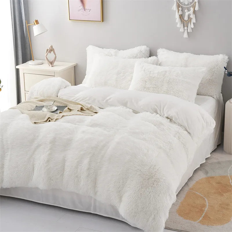3 Piece Thick Deluxe Plush Duvet Cover and Pillowcase - Your Homes Décor and More